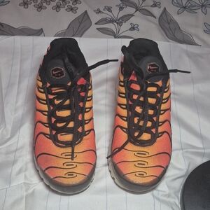 Nike Sunset Gradient Sneakers